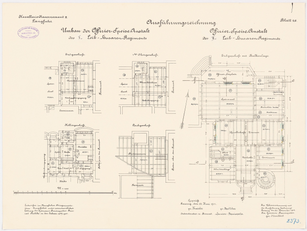 Schwarz-weißer architektonischer Grundriss des ehemaligen Bundeskanzleramts, der detaillierte Layout- und Annotationspläne zeigt.