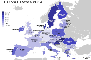 Eine Karte von Europa, die die EU-Mehrwertsteuersätze von 2014 als Prozentangaben mit entsprechenden Texten anzeigt.
