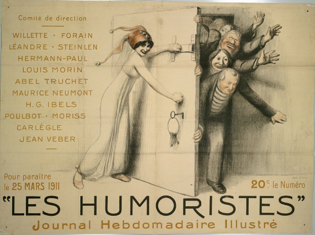 Plakat an einer Gebäudewand mit der Aufschrift 'Les Humoristes Journal Hebdomadaire Illustré' mit einer Gruppe lachender Menschen in leuchtenden Farben.
